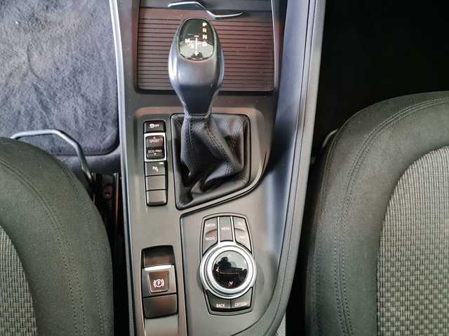 BMW X1 sDrive18d color Blanco. Año 2018. 110KW(150CV). Diésel. En concesionario Murcia Premium S.L. AV DEL ROCIO de Murcia