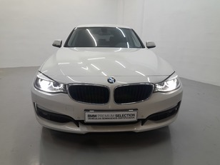 Fotos de BMW Serie 3 320d Gran Turismo color Blanco. Año 2015. 135KW(184CV). Diésel. En concesionario Cabrero Motorsport de Huesca