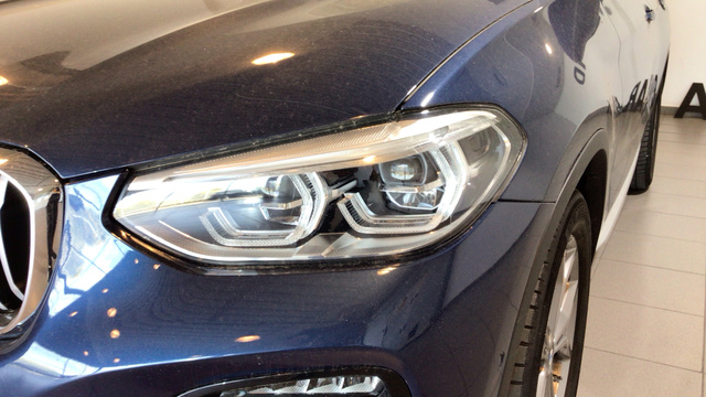 BMW X4 xDrive20d color Azul. Año 2020. 140KW(190CV). Diésel. En concesionario BYmyCAR Madrid - Alcalá de Madrid