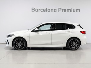 Fotos de BMW Serie 1 118d color Blanco. Año 2021. 110KW(150CV). Diésel. En concesionario Barcelona Premium -- GRAN VIA de Barcelona