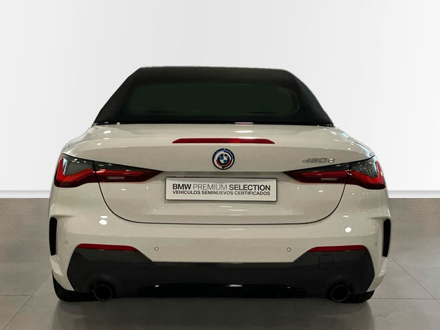 BMW Serie 4 420d Cabrio color Blanco. Año 2023. 140KW(190CV). Diésel. En concesionario Engasa S.A. de Valencia