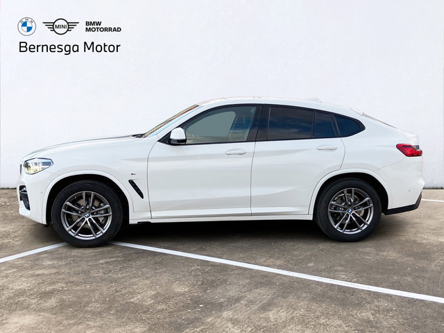 BMW X4 xDrive25d color Blanco. Año 2019. 170KW(231CV). Diésel. En concesionario Bernesga Motor León (Bmw y Mini) de León