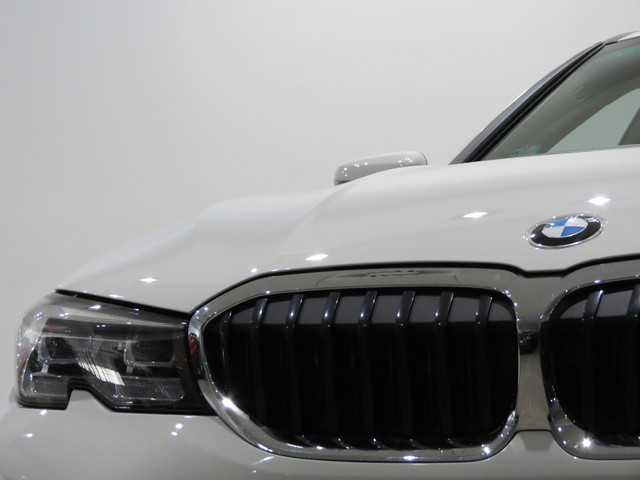 BMW Serie 3 318d color Blanco. Año 2019. 110KW(150CV). Diésel. En concesionario FINESTRAT Automoviles Fersan, S.A. de Alicante