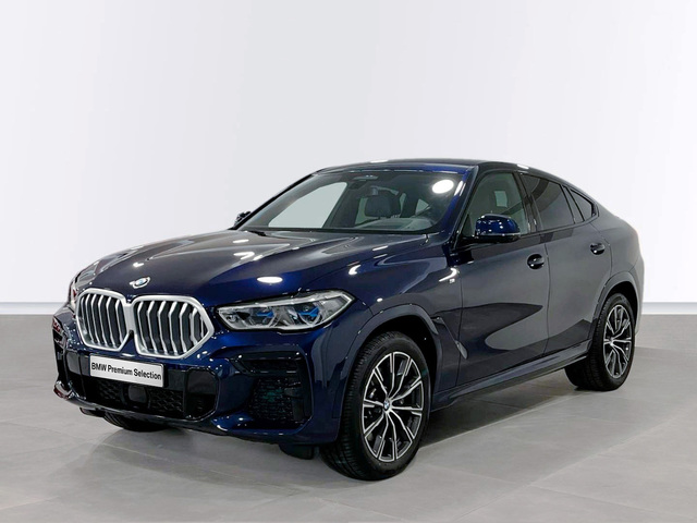 BMW X6 xDrive30d color Azul. Año 2023. 210KW(286CV). Diésel. En concesionario Engasa S.A. de Valencia