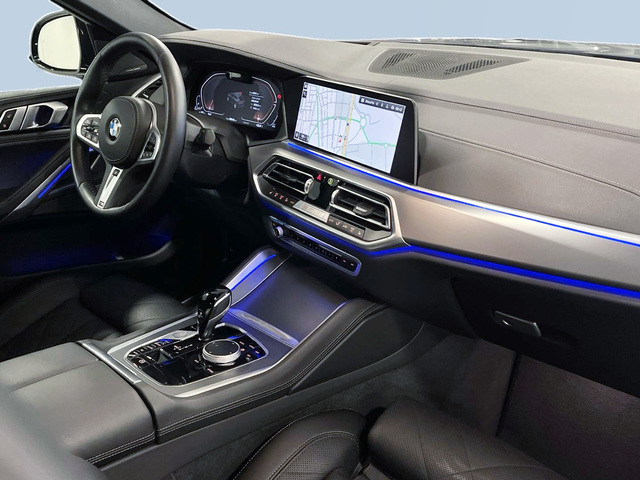 BMW X6 xDrive30d color Azul. Año 2023. 210KW(286CV). Diésel. En concesionario Engasa S.A. Pista de silla de Valencia