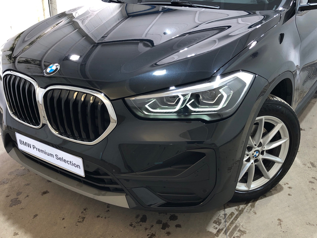 BMW X1 sDrive18d color Negro. Año 2020. 110KW(150CV). Diésel. En concesionario Movilnorte El Plantio de Madrid