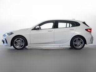Fotos de BMW Serie 1 118d color Blanco. Año 2020. 110KW(150CV). Diésel. En concesionario Fuenteolid de Valladolid