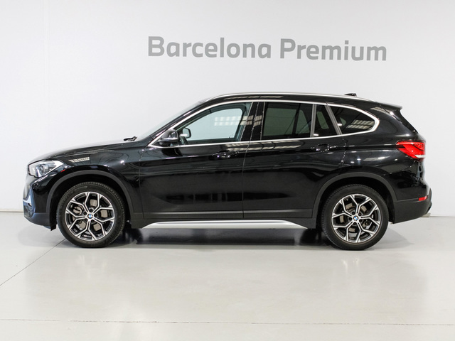BMW X1 sDrive20d color Negro. Año 2019. 140KW(190CV). Diésel. En concesionario Barcelona Premium -- GRAN VIA de Barcelona