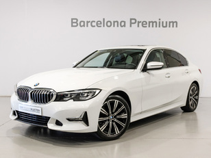 Fotos de BMW Serie 3 320i color Blanco. Año 2020. 135KW(184CV). Gasolina. En concesionario Barcelona Premium -- GRAN VIA de Barcelona