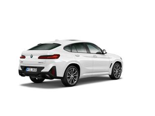 Fotos de BMW X4 xDrive20d color Blanco. Año 2024. 140KW(190CV). Diésel. En concesionario Ceres Motor S.L. de Cáceres