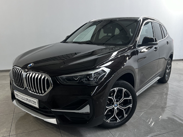 BMW X1 sDrive18d color Marrón. Año 2019. 110KW(150CV). Diésel. En concesionario Movitransa Cars Jerez de Cádiz