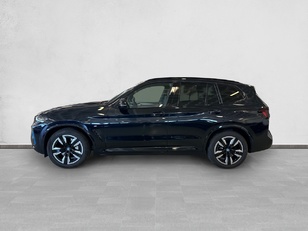 Fotos de BMW iX3 M Sport color Negro. Año 2024. 210KW(286CV). Eléctrico. En concesionario Enekuri Motor de Vizcaya