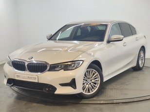 Fotos de BMW Serie 3 320i color Blanco. Año 2022. 135KW(184CV). Gasolina. En concesionario Proa Premium Palma de Baleares