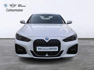 Fotos de BMW Serie 4 430i Coupe color Blanco. Año 2022. 190KW(258CV). Gasolina. En concesionario Celtamotor Vigo  de Pontevedra