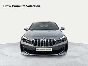 Fotos de BMW Serie 1 118d color Gris. Año 2023. 110KW(150CV). Diésel. En concesionario Ilbira Motor | Granada de Granada