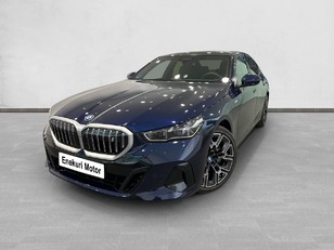 Fotos de BMW i5 eDrive40 color Azul. Año 2024. 250KW(340CV). Eléctrico. En concesionario Enekuri Motor de Vizcaya