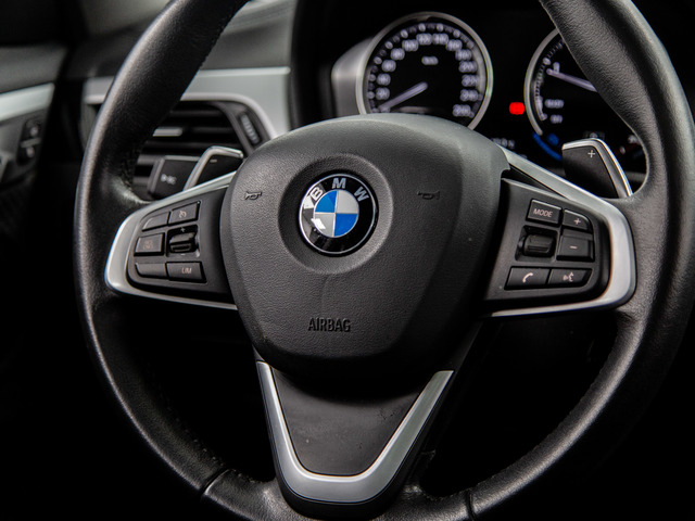 BMW X2 sDrive18d color Blanco. Año 2019. 110KW(150CV). Diésel. En concesionario Móvil Begar Alicante de Alicante