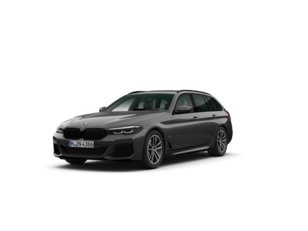 Fotos de BMW Serie 5 520d Touring color Gris. Año 2023. 140KW(190CV). Diésel. En concesionario Campa - Autoshop de Madrid