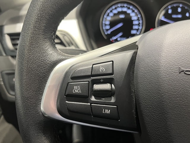 BMW X2 sDrive18d color Blanco. Año 2019. 110KW(150CV). Diésel. En concesionario MOTOR MUNICH CADI SL-MANRESA de Barcelona