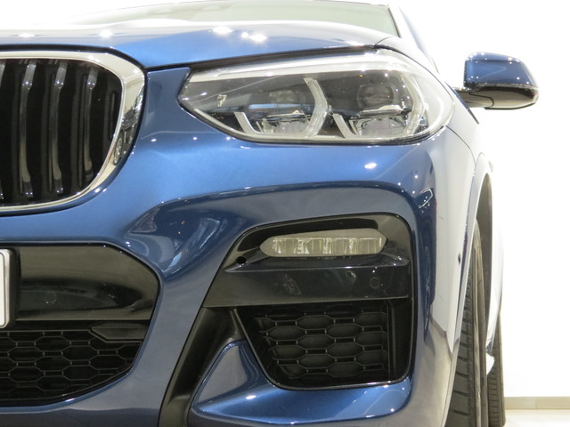 BMW X4 xDrive20d color Azul. Año 2020. 140KW(190CV). Diésel. En concesionario GANDIA Automoviles Fersan, S.A. de Valencia