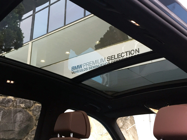 BMW X7 xDrive40d color Gris. Año 2024. 259KW(352CV). Diésel. En concesionario Grünblau Motor (Bmw y Mini) de Cantabria
