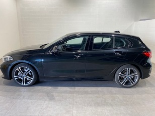 Fotos de BMW Serie 1 118i color Negro. Año 2020. 103KW(140CV). Gasolina. En concesionario MOTOR MUNICH S.A.U  - Terrassa de Barcelona