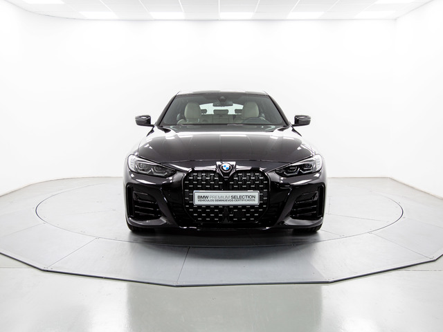 BMW Serie 4 420d Gran Coupe color Negro. Año 2023. 140KW(190CV). Diésel. En concesionario Móvil Begar Alicante de Alicante