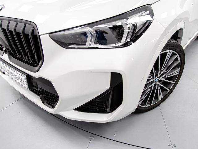 BMW X1 sDrive18d color Blanco. Año 2022. 110KW(150CV). Diésel. En concesionario Móvil Begar Alicante de Alicante