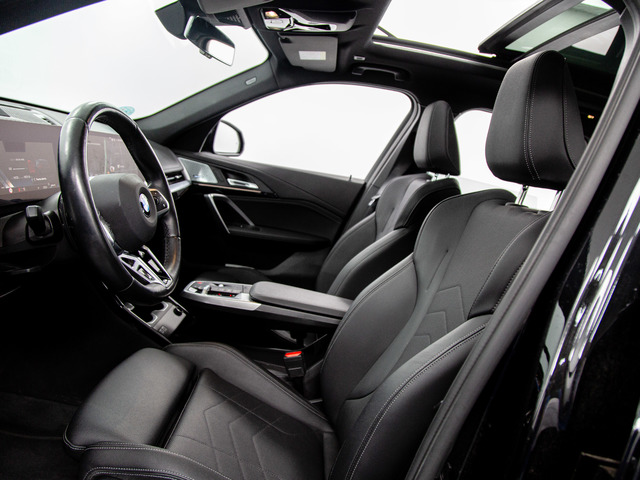 BMW X1 sDrive18d color Negro. Año 2022. 110KW(150CV). Diésel. En concesionario Móvil Begar Alicante de Alicante