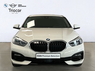Fotos de BMW Serie 1 118i color Blanco. Año 2019. 103KW(140CV). Gasolina. En concesionario Triocar Gijón (Bmw y Mini) de Asturias