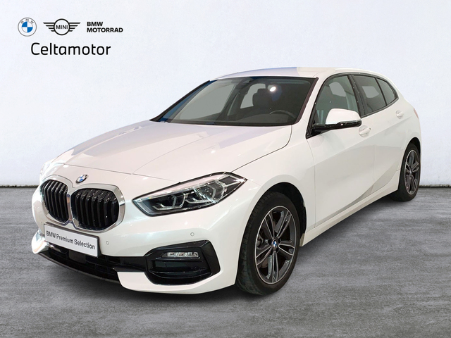 BMW Serie 1 116d color Blanco. Año 2021. 85KW(116CV). Diésel. En concesionario Celtamotor Lalín de Pontevedra