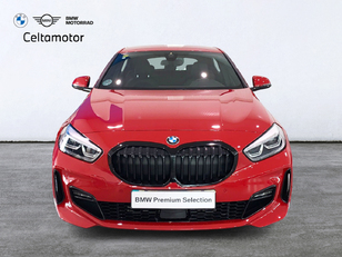 Fotos de BMW Serie 1 118d color Rojo. Año 2020. 110KW(150CV). Diésel. En concesionario Celtamotor Lalín de Pontevedra