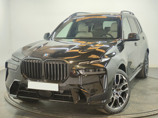 Fotos de BMW X7 xDrive40d color Negro. Año 2024. 259KW(352CV). Diésel. En concesionario Proa Premium Palma de Baleares
