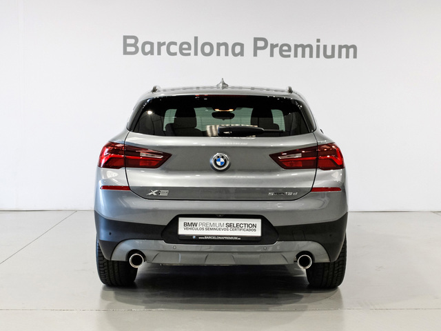 BMW X2 sDrive18d color Gris. Año 2023. 110KW(150CV). Diésel. En concesionario Barcelona Premium -- GRAN VIA de Barcelona
