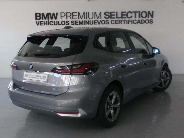 BMW Serie 2 218d Active Tourer color Gris. Año 2022. 110KW(150CV). Diésel. En concesionario Lurauto - Gipuzkoa de Guipuzcoa