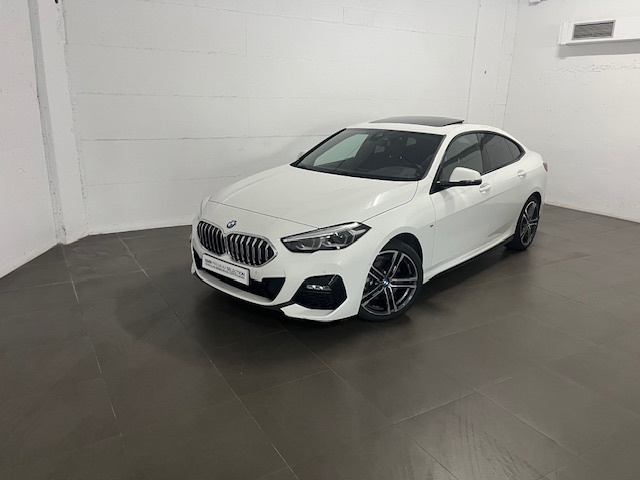 BMW Serie 2 218d Gran Coupe color Blanco. Año 2022. 110KW(150CV). Diésel. En concesionario Amiocar S.A. de Coruña