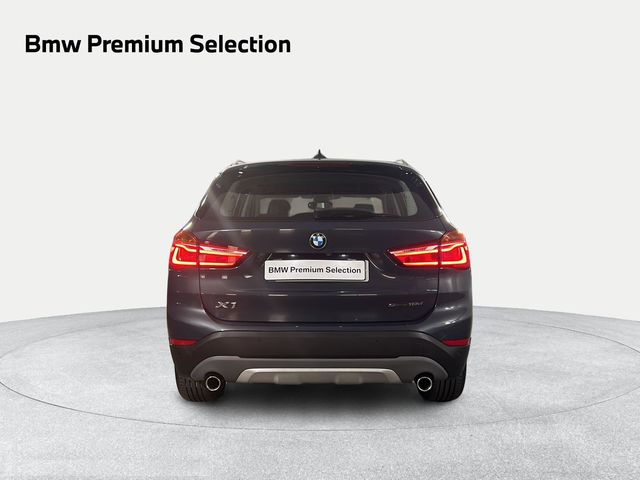 BMW X1 sDrive18d color Gris. Año 2018. 110KW(150CV). Diésel. En concesionario San Pablo Motor | Su Eminencia de Sevilla