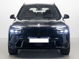 Fotos de BMW X7 xDrive40d color Negro. Año 2024. 259KW(352CV). Diésel. En concesionario Fuenteolid de Valladolid