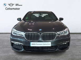 Fotos de BMW Serie 7 730d color Gris. Año 2018. 195KW(265CV). Diésel. En concesionario Celtamotor Lalín de Pontevedra