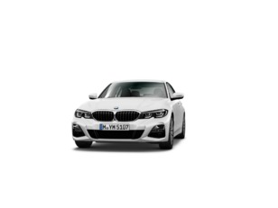 Fotos de BMW Serie 3 318d color Blanco. Año 2020. 110KW(150CV). Diésel. En concesionario Momentum S.A. de Madrid