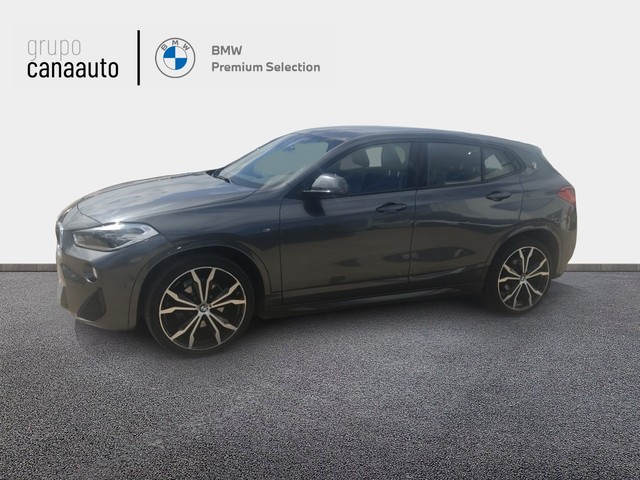 BMW X2 sDrive18d color Gris. Año 2020. 110KW(150CV). Diésel. En concesionario CANAAUTO - TACO de Sta. C. Tenerife