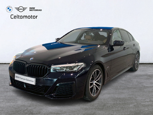 Fotos de BMW Serie 5 520d color Negro. Año 2023. 140KW(190CV). Diésel. En concesionario Celtamotor Lalín de Pontevedra