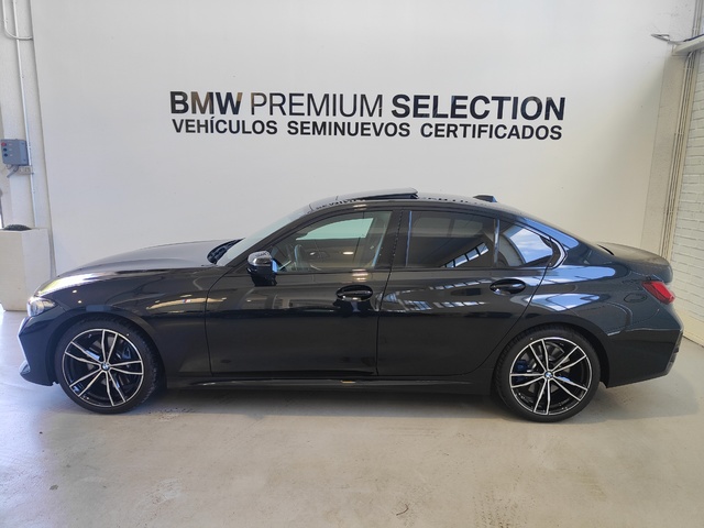 BMW Serie 3 320d color Negro. Año 2024. 140KW(190CV). Diésel. En concesionario Lurauto Gipuzkoa de Guipuzcoa