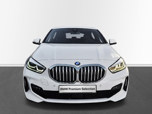 Fotos de BMW Serie 1 118d color Blanco. Año 2021. 110KW(150CV). Diésel. En concesionario Murcia Premium S.L. AV DEL ROCIO de Murcia