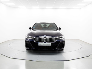 Fotos de BMW Serie 5 520d color Negro. Año 2021. 140KW(190CV). Diésel. En concesionario Móvil Begar Alicante de Alicante