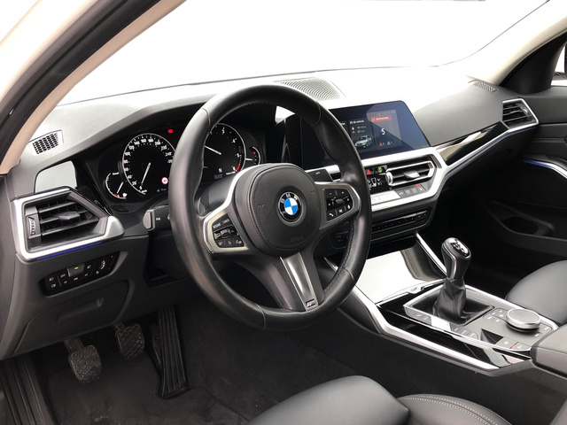 BMW Serie 3 318d color Blanco. Año 2020. 110KW(150CV). Diésel. En concesionario Vehinter Alcorcón de Madrid
