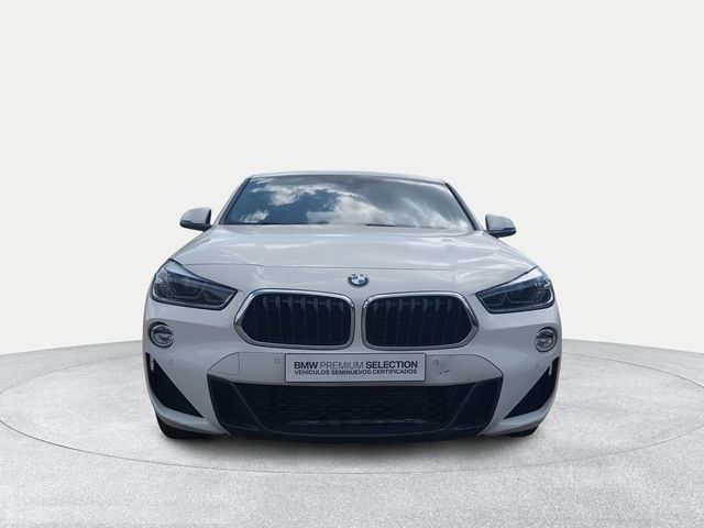 BMW X2 sDrive18d color Blanco. Año 2020. 110KW(150CV). Diésel. En concesionario San Rafael Motor, S.L. de Córdoba