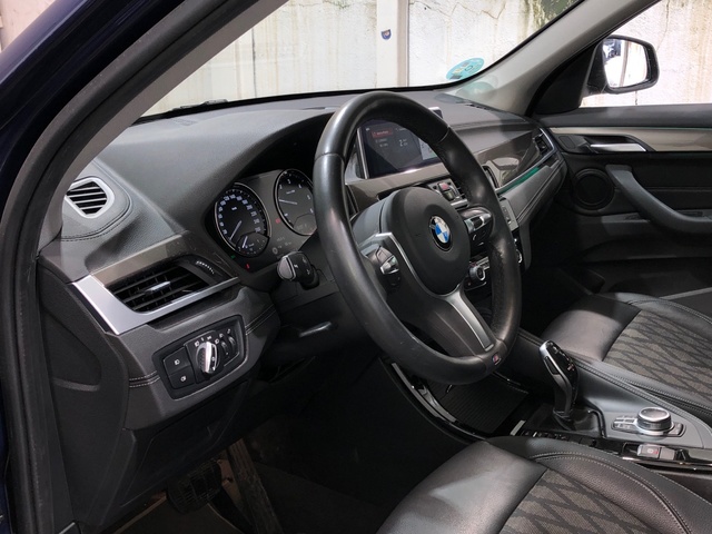 BMW X1 sDrive18d color Azul. Año 2020. 110KW(150CV). Diésel. En concesionario Movilnorte El Carralero de Madrid