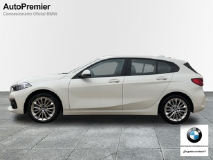 Fotos de BMW Serie 1 118i color Blanco. Año 2023. 103KW(140CV). Gasolina. En concesionario Auto Premier, S.A. - MADRID de Madrid