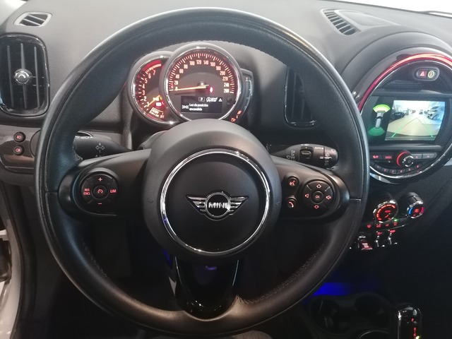 fotoG 23 del MINI MINI Countryman Cooper 100 kW (136 CV) 136cv Gasolina del 2020 en Toledo